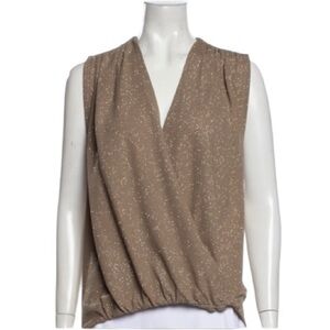 Alice + Olivia Lilah Crossover Sleeveless Blouse in Glittery Gold Size S/P EUC